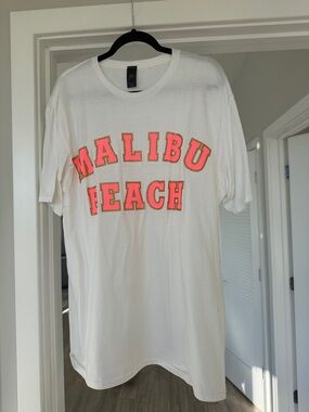 Malibu Beach White Graphic T-Shirt - Neon Pink Lettering